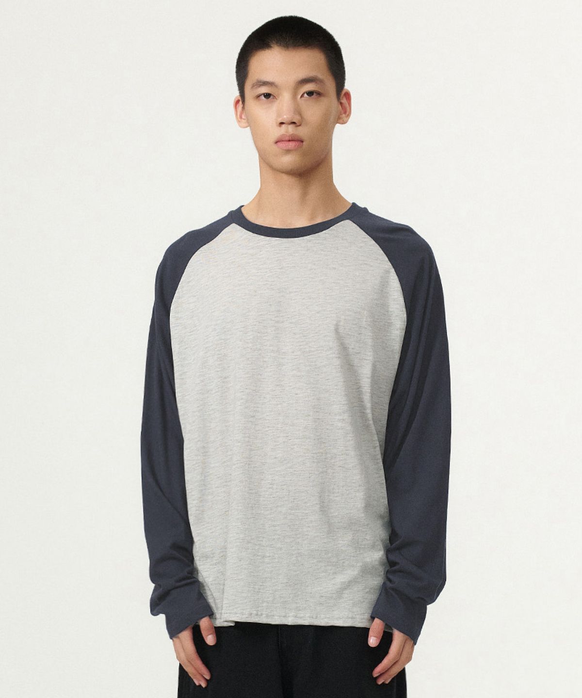 카네이테이(KANEITEI) RELAXED RAGLAN LONG SLEEVE (MELANGE GRAY)