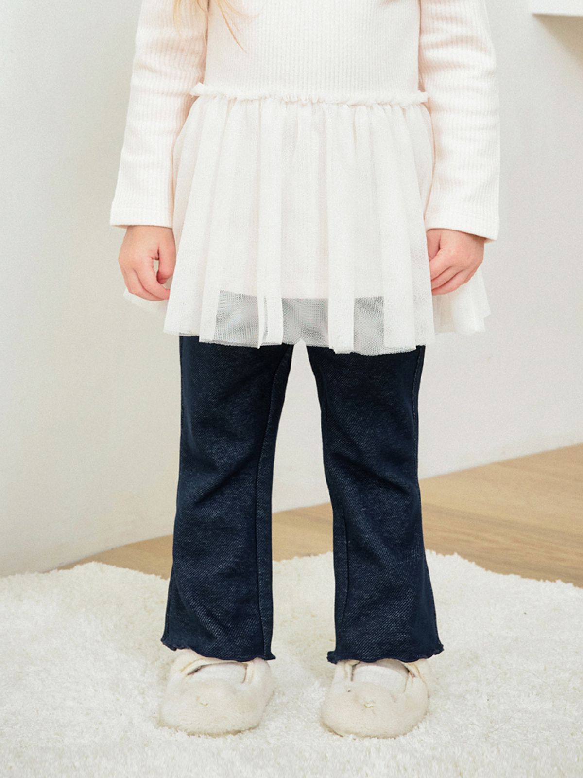 몰리멜리(MOLLIMELLI) 큐피드데님라이크부츠컷융기모팬츠