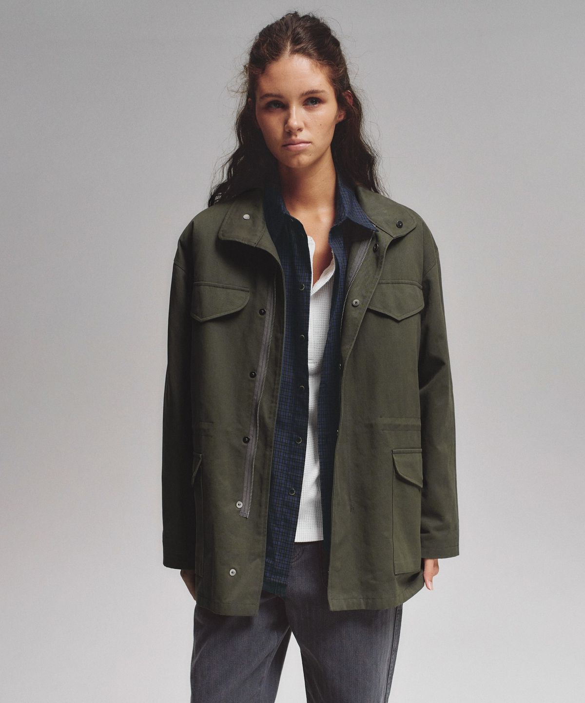 블루브릭(BLUEBRICK) Versatile field jacket (khaki)