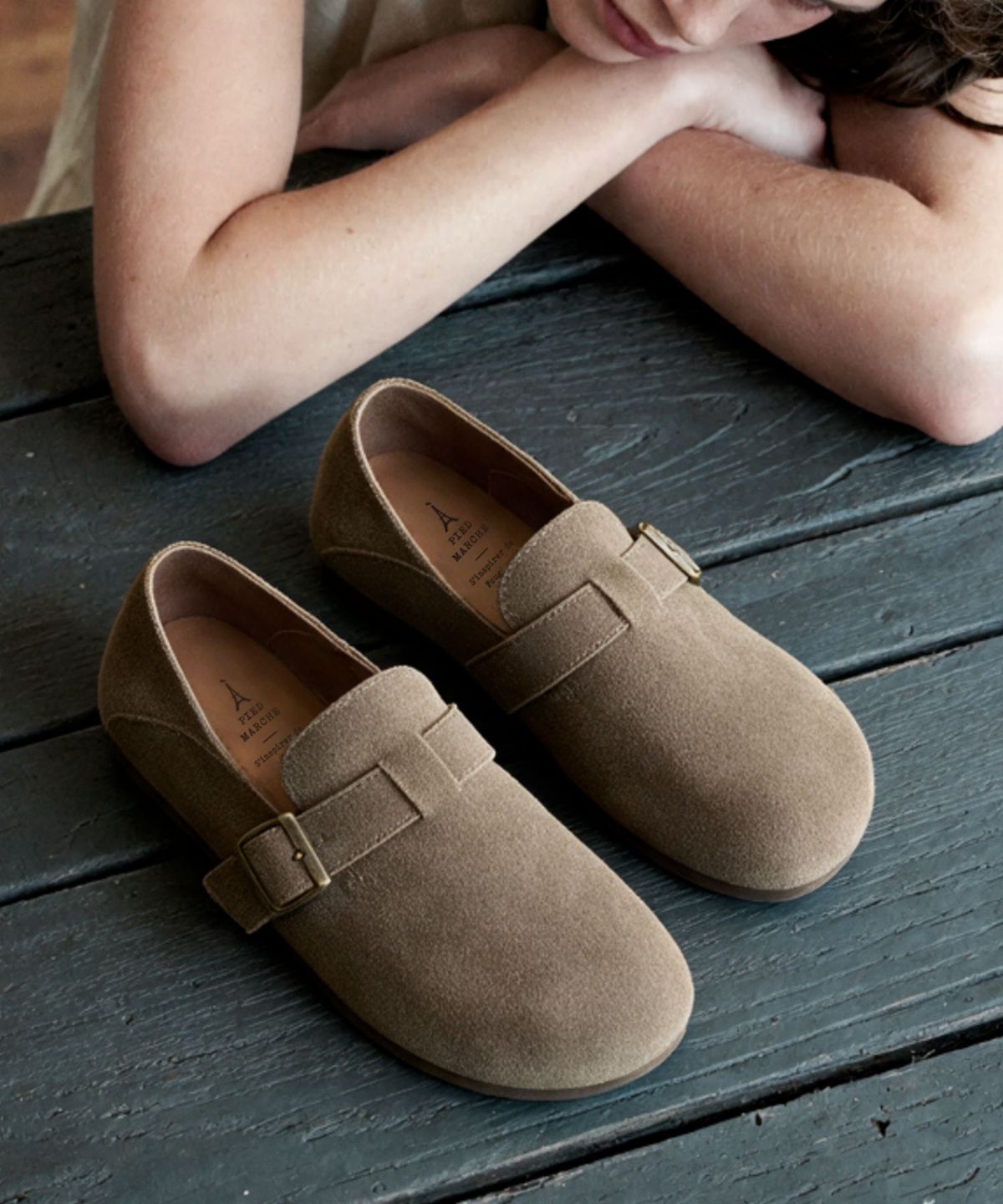 아삐에 마르슈(APIED MARCHE) Malo 2 프렌치 버클 소가죽 플랫 로퍼 2cm -PM3042 (2color)