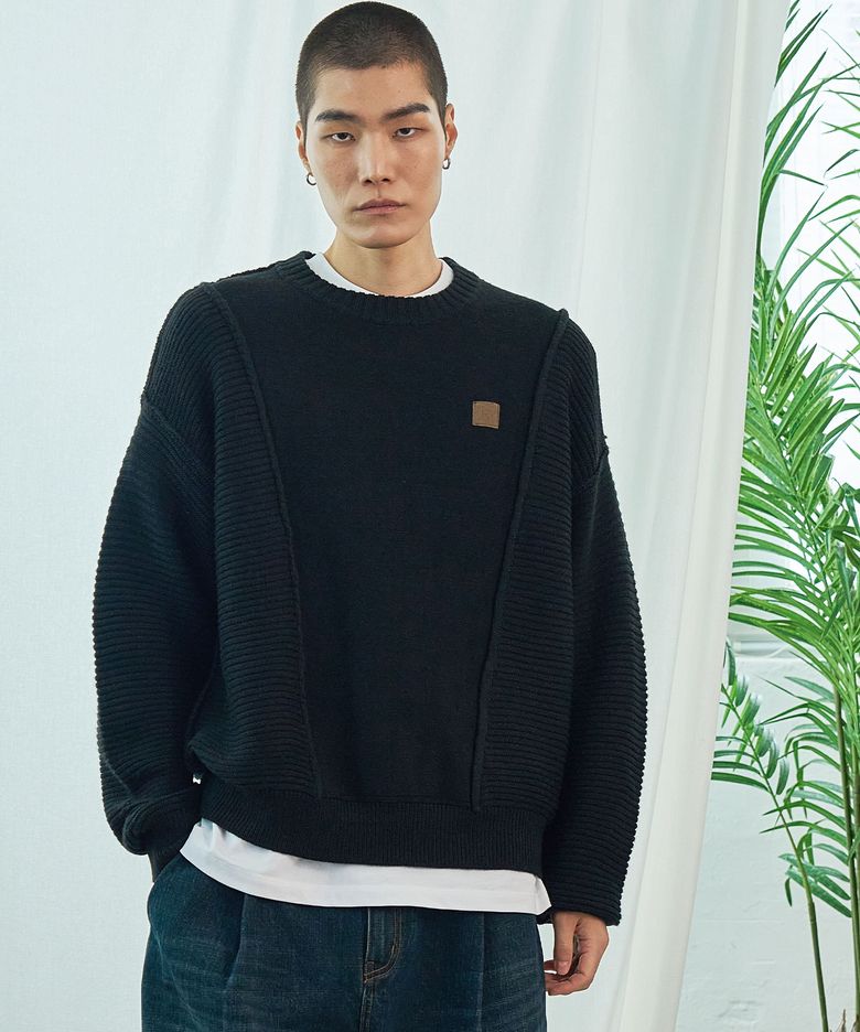 라운드 넥 메리노 울 멀티 스트럭처 니트_블랙
