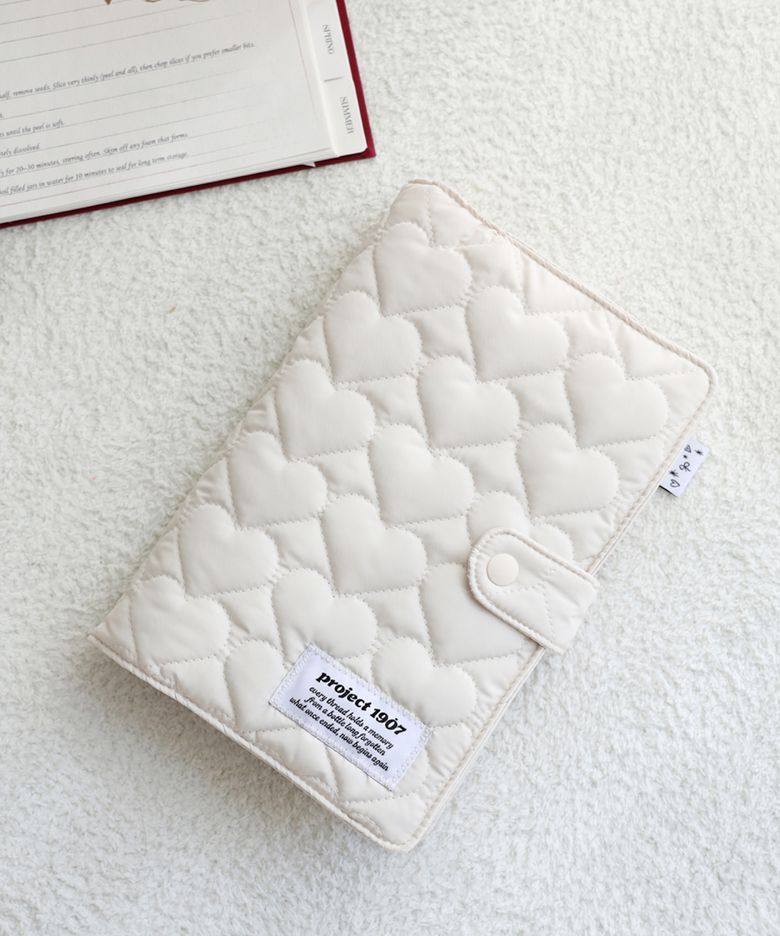 [PLASTIC] Heart Book Cover (sand)