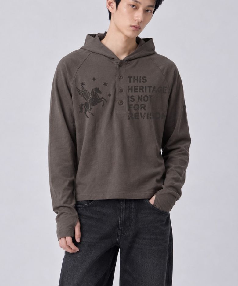 핑거홀 크롭 후드 롱슬리브 타이포유니콘 그레이브라운