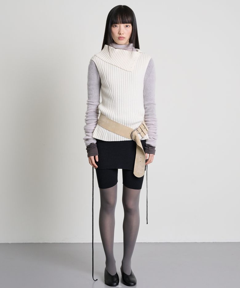 Ribbed Turtleneck Vest_Ivory