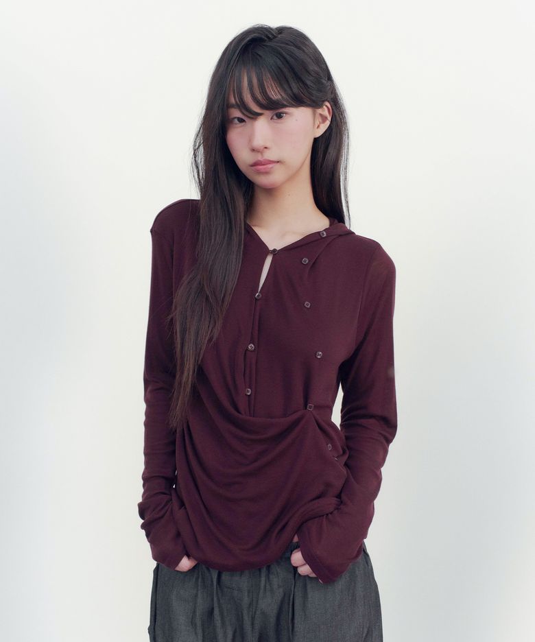 DRAPE BUTTON HOODED LONG SLEEVE T (WINE)