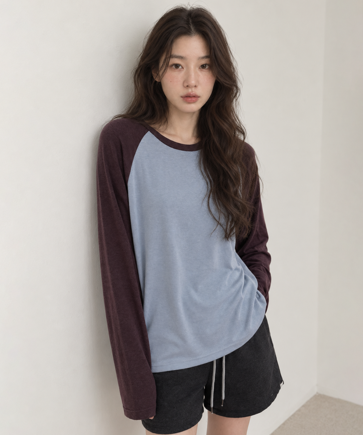 넌즈시(NUNZSI) 울 블랜딩 소프트 레글런 티셔츠 플럼