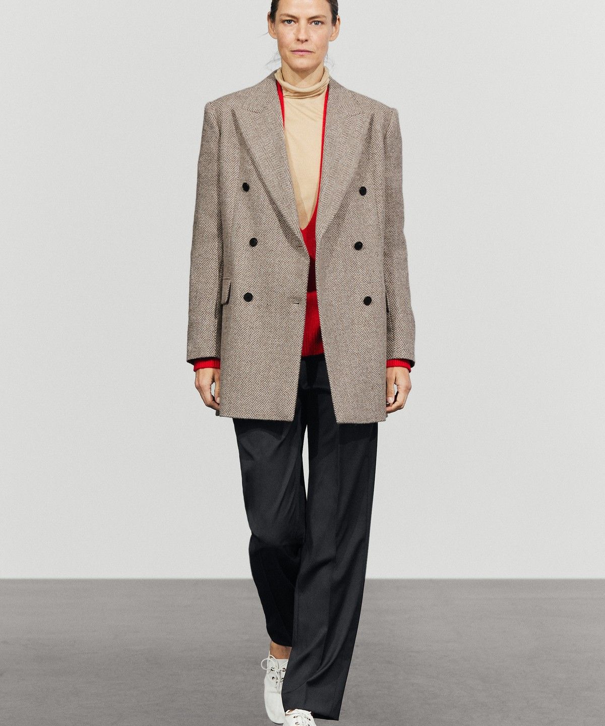 마시모두띠(MASSIMO DUTTI) 헤링본 미디 더블브레스트 코트