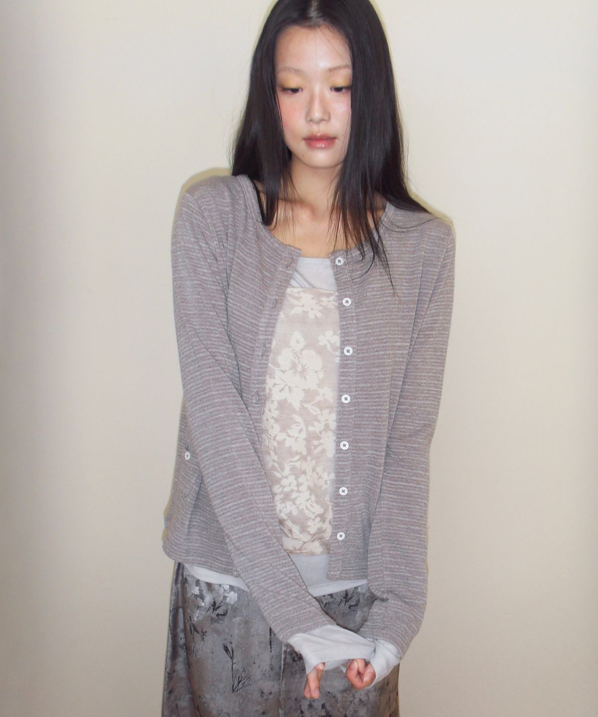 포에브(POEV) Two-way Button Cardigan - Dark Beige