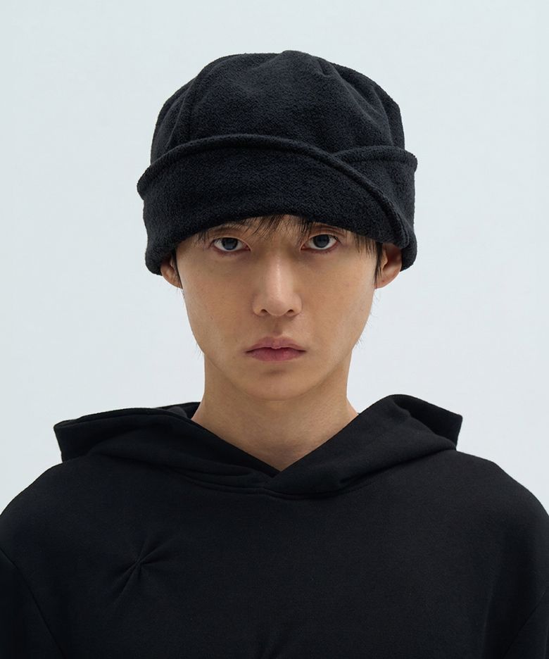 Asymmetric 2-Way Beanie Black