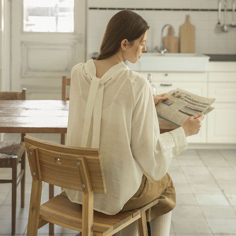 PM_Back ribbon blouse