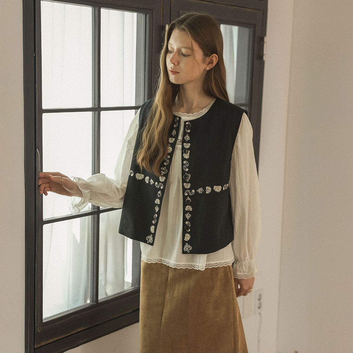 프라우드 마리(PROUD MARY) PM_Floral embroidery vest