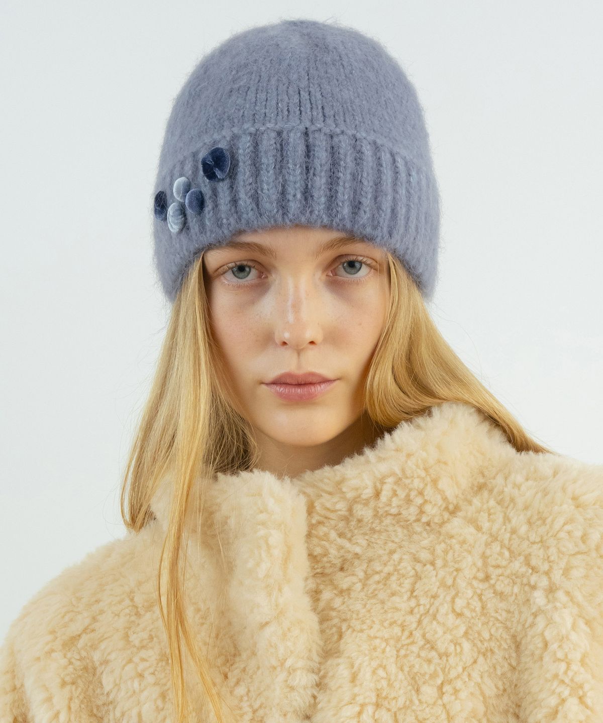 시눈(SINOON) Velvet Button Beanie (Blue)