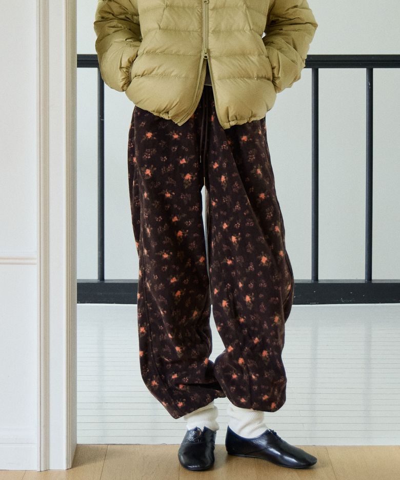 FLEECE CURVED JOGGER PANTS DEEP BROWN
