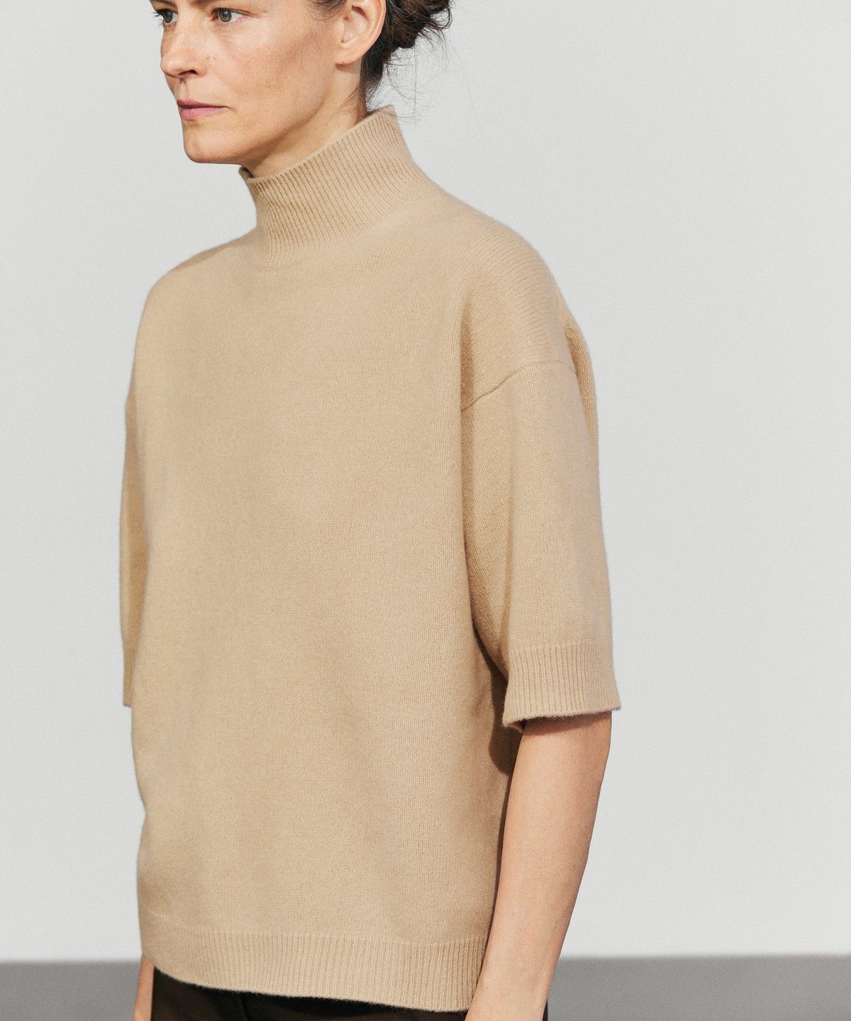 마시모두띠(MASSIMO DUTTI) 오버사이즈 반팔 니트