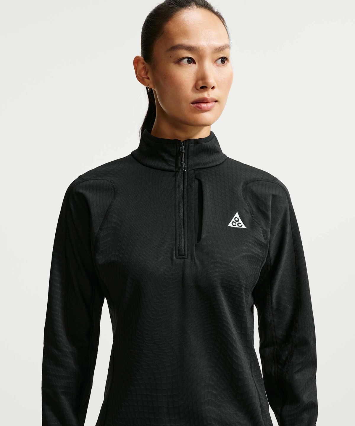 나이키(NIKE) ACG 울프 그리드 써마 핏 하프집 하이킹 탑 W - 블랙:서밋 화이트 / IO4472-010
