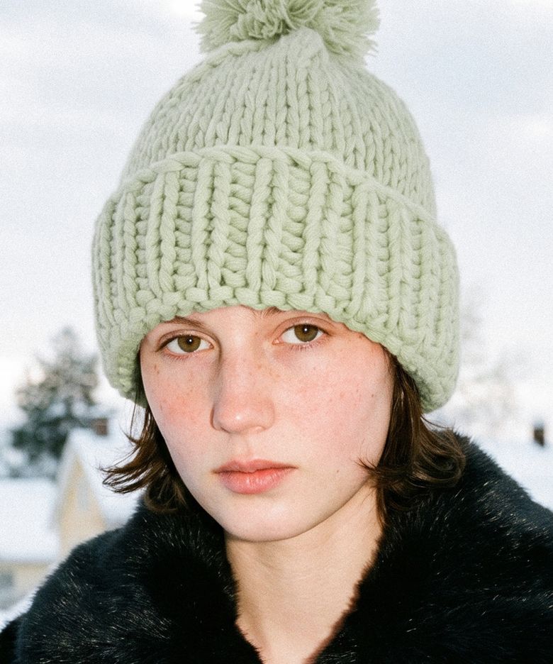 Pom Pom Beanie (Greyish Green)