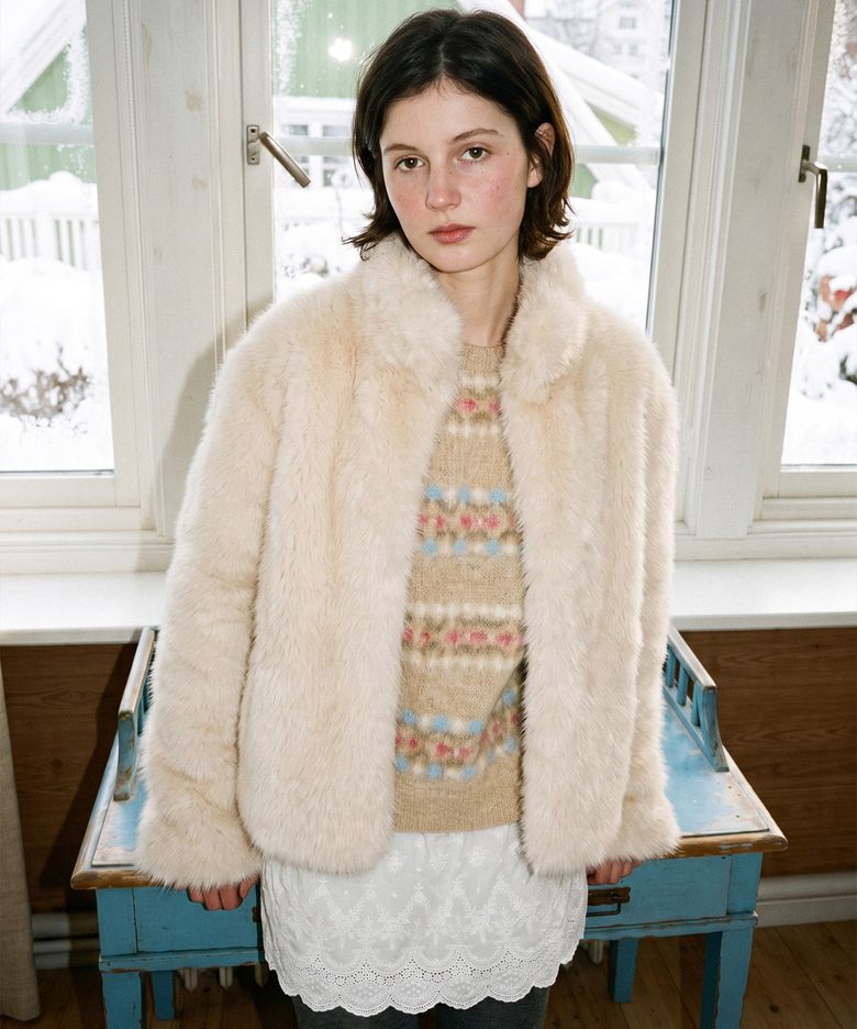 Fluffy Faux Fur Jacket (Cream)