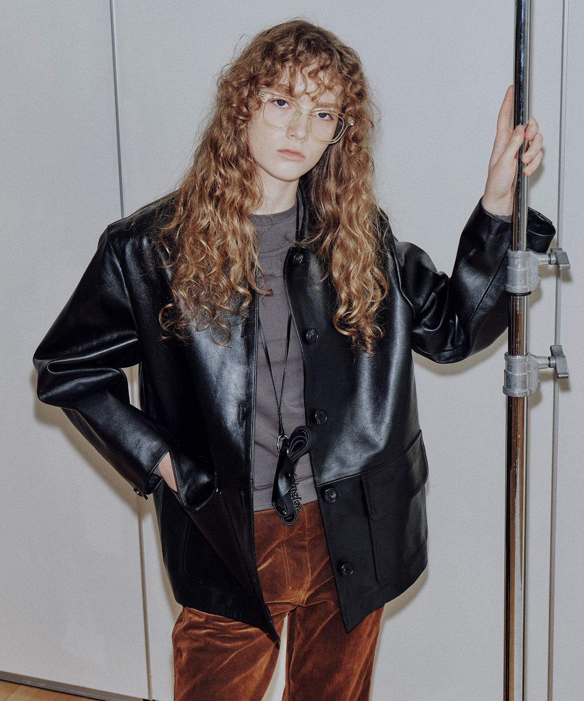 에핑글러(EPINGLER) LEATHER MAC COAT - BLACK