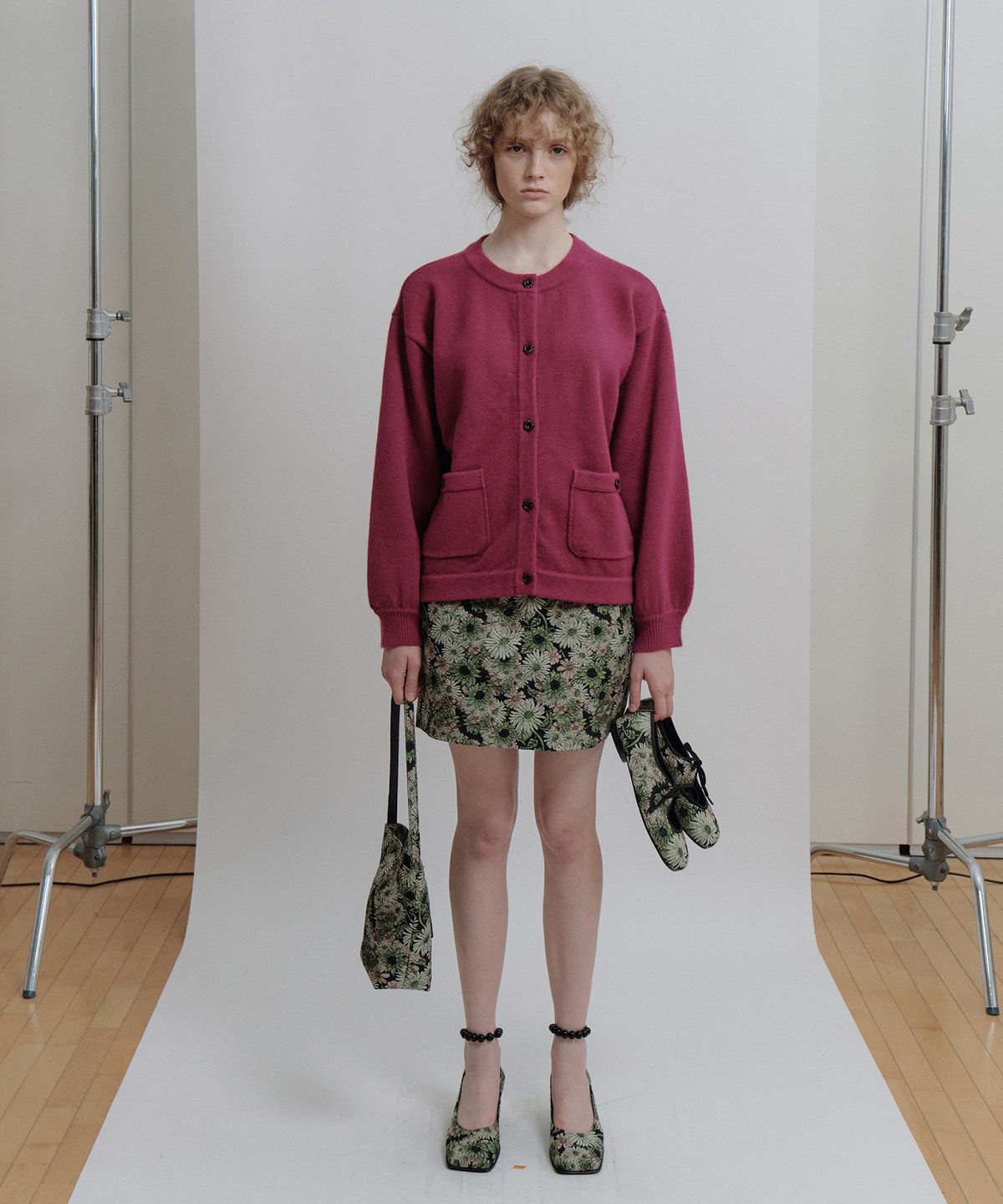 에핑글러(EPINGLER) FLOWER JACQUARD MINI SKIRT - BLACK