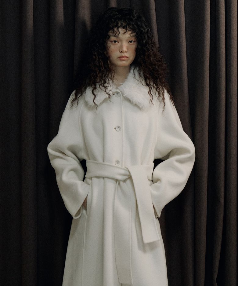 Handmade Detachable Fur Collar Maxi Wool Coat (Ivory)