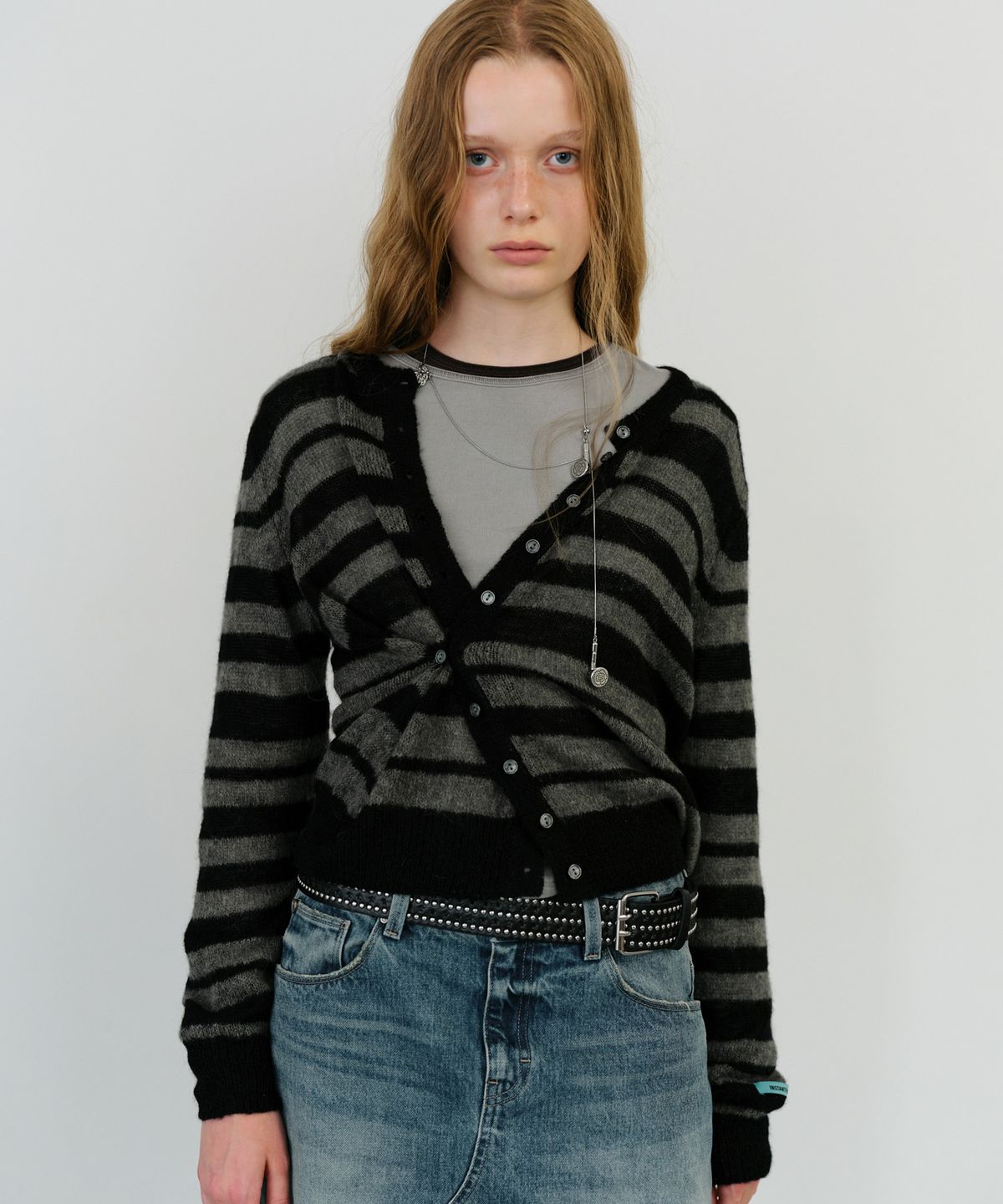 인스턴트펑크(INSTANTFUNK) ROUND NECK STRIPE CARDIGAN - KHAKI
