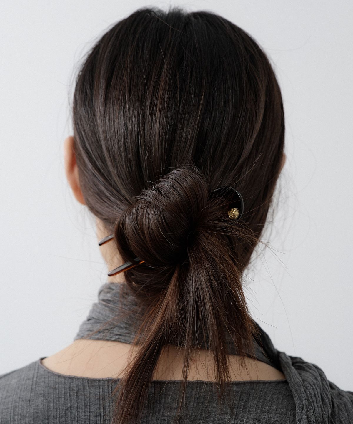 루시르주(LUCIR ZU) Rose U-Line Hair Stick (Brown)