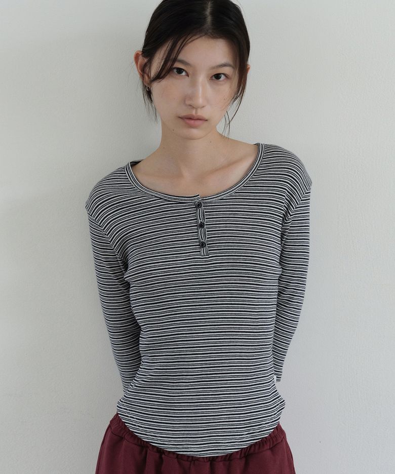Stripe Henley neck 3/4 Sleeve T-Shirt (Navy)