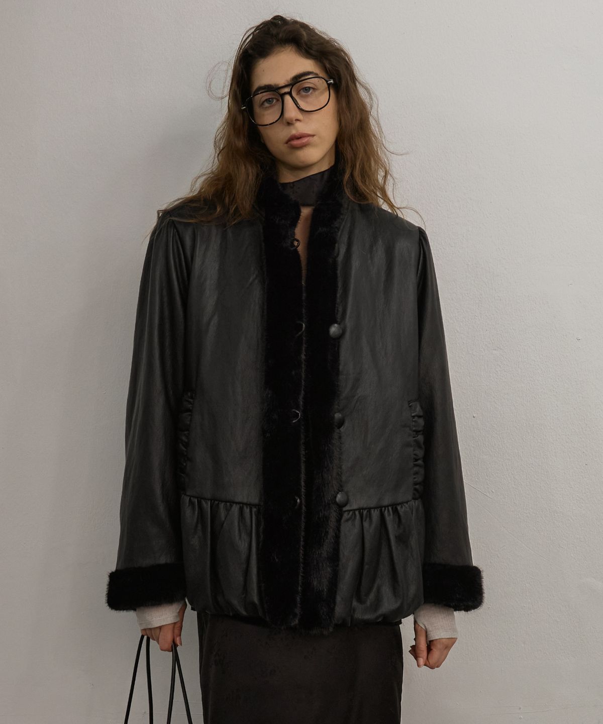 엘무드 우먼(LMOOD WOMEN) THEODORA Leather & Fur Reversible Coat Black