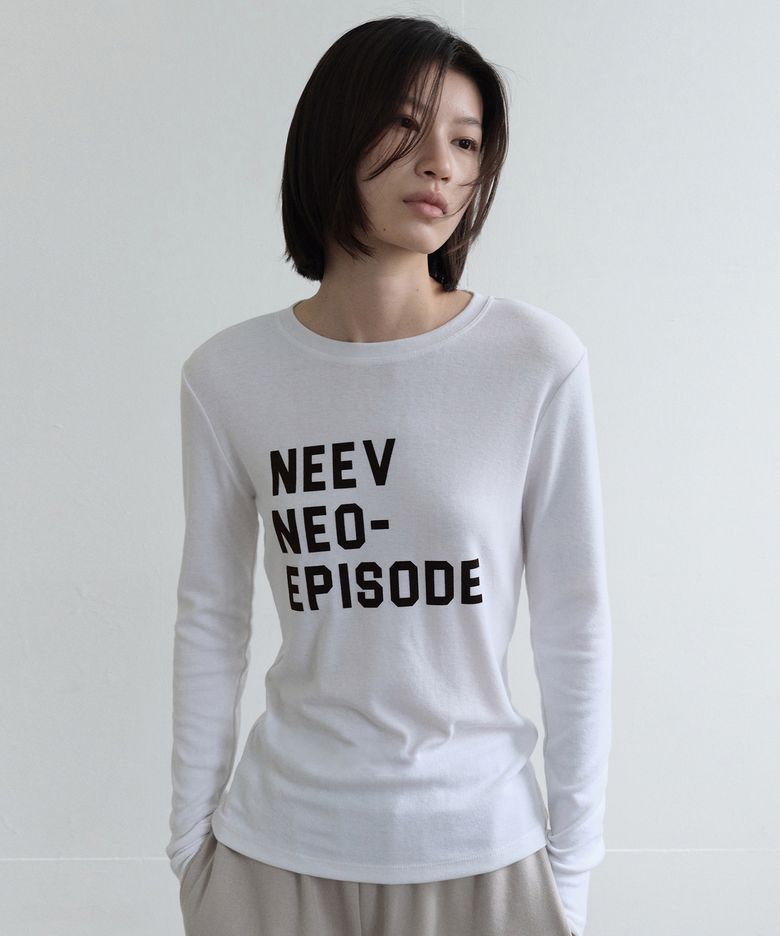 Velvet Flocked Graphic Long Sleeve T-Shirt (Ivory)