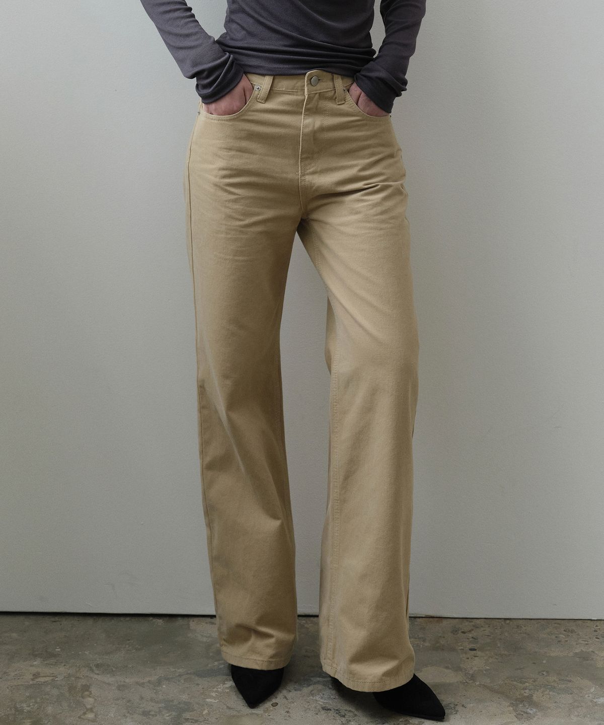 니브(NEEV) Peached Cotton Straight Wide Pants (Beige)