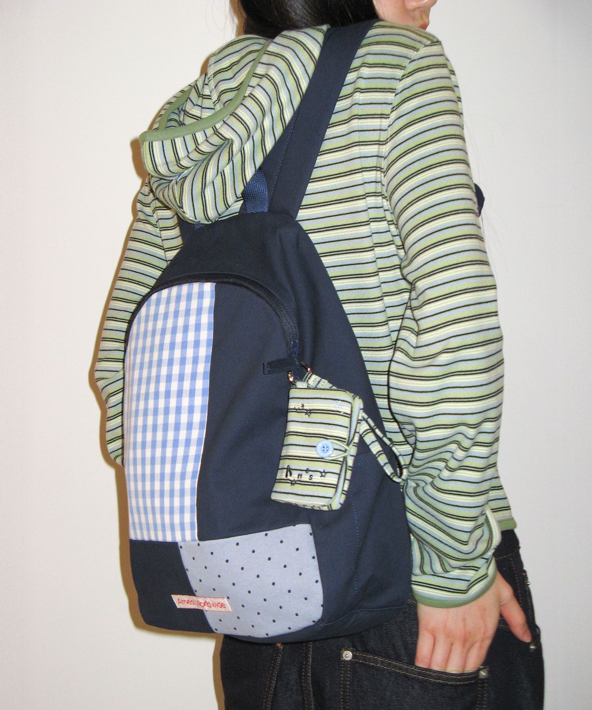 아메스 월드와이드(AMES-WORLDWIDE) PUZZLE PATCH BACKPACK NAVY