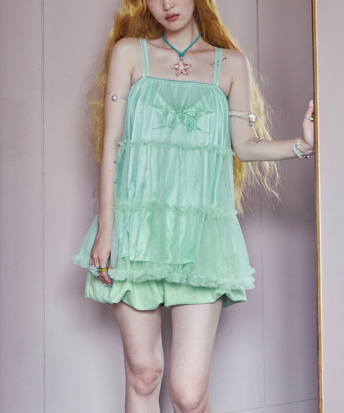 무늬드문익(MOONUI DE MOONIQUE) TUTU Sleeveless _튜튜 슬리브리스