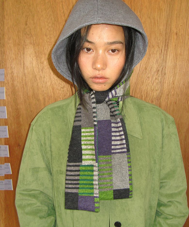 0020 Hooded Muffler_Purple Green