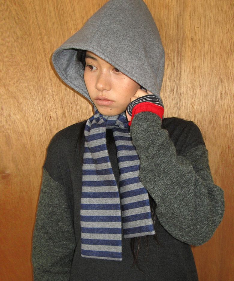 0020 Hooded Muffler_Grey Navy