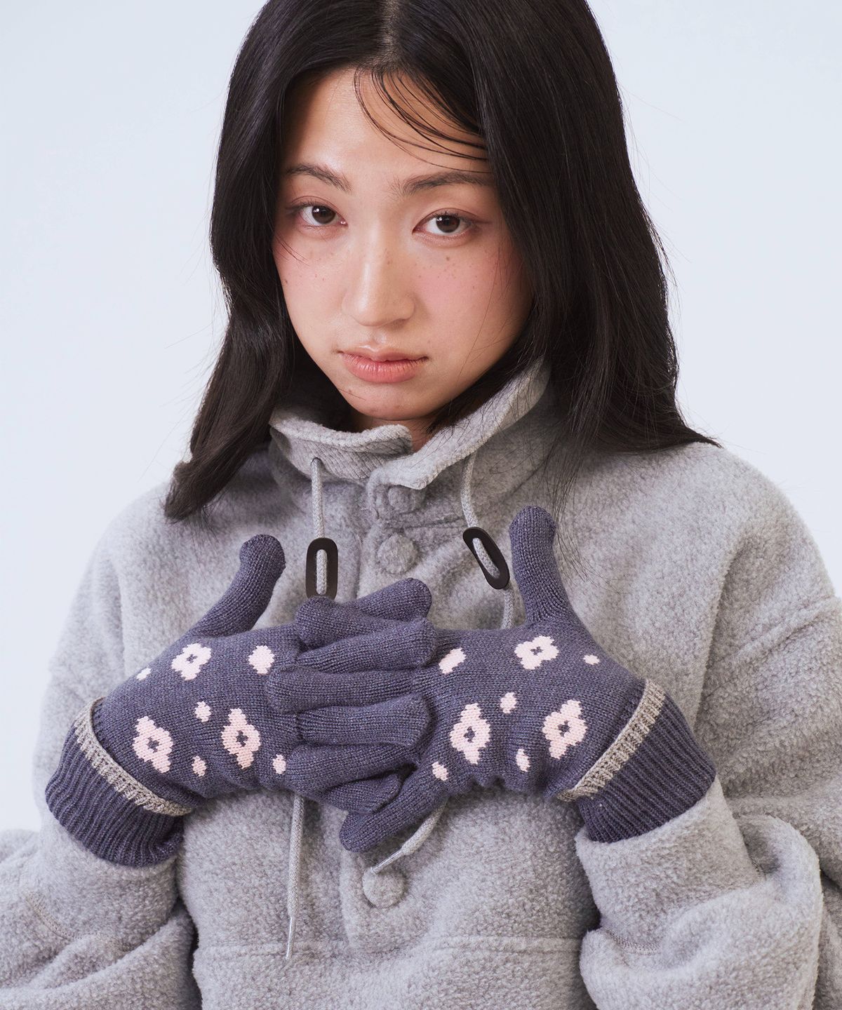 오피쉬(OAFISH) Flower Dot Roll-Up Gloves, Navy