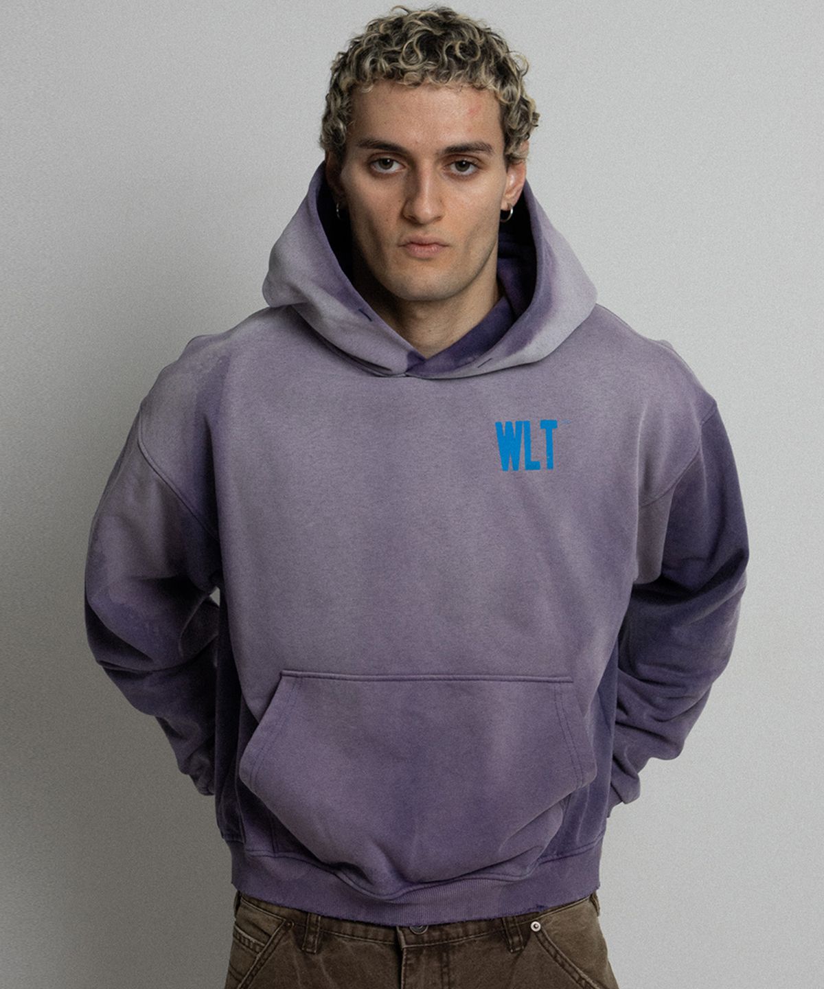 위러브티(WELOVETEE) SUNFADED HOODIE [BLUE]