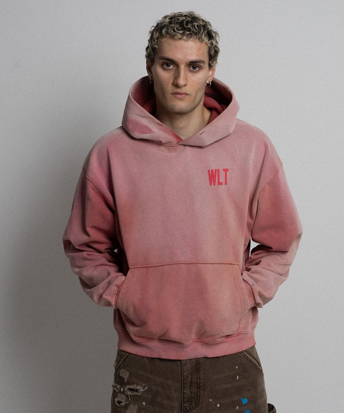 위러브티(WELOVETEE) SUNFADED HOODIE [RED]