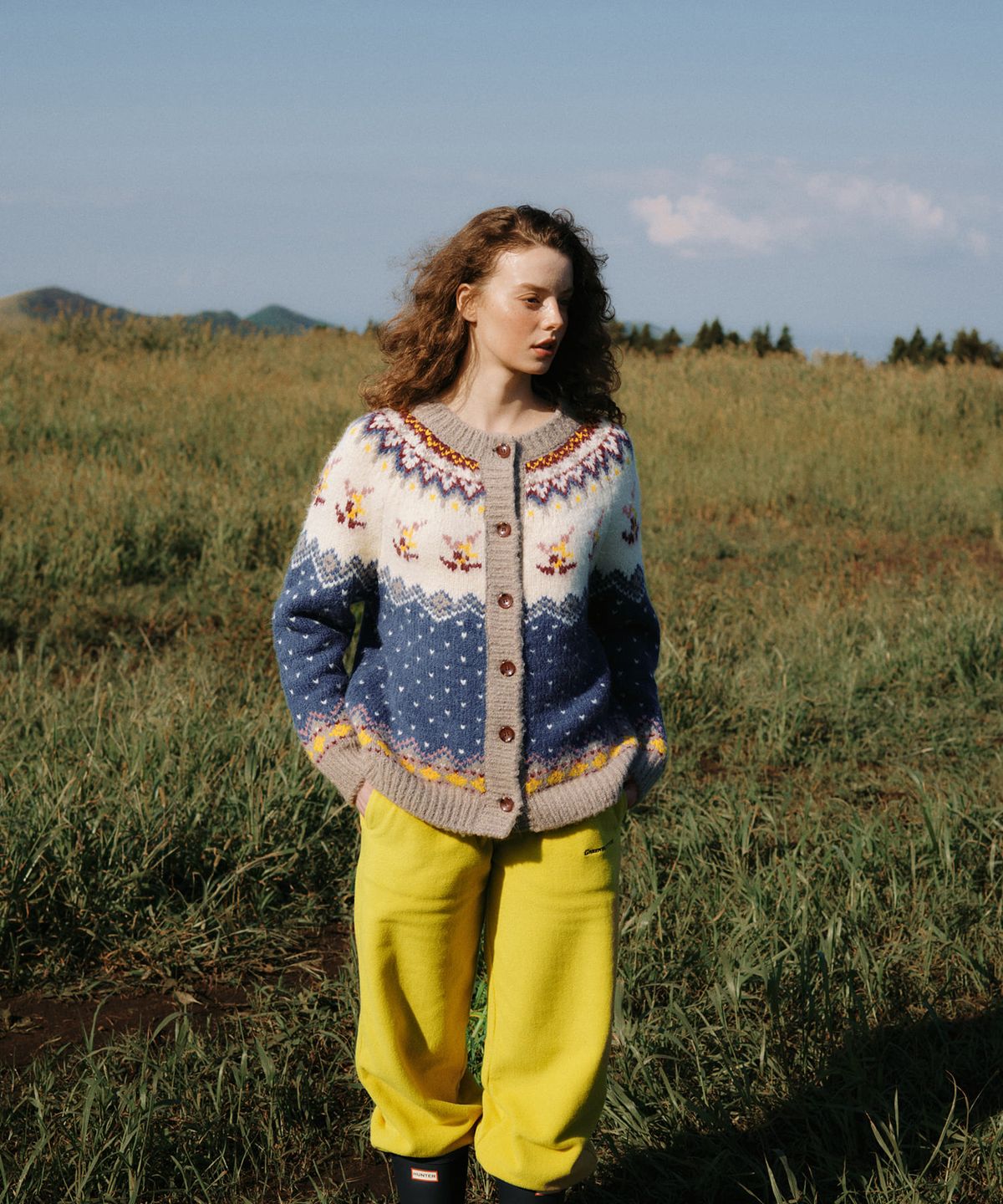 그린버터(GREENBUTTER) Flora Nordic Cardigan (Blue)