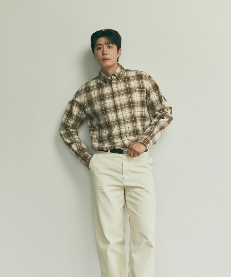 브라운체크 히든 버튼다운 셔츠