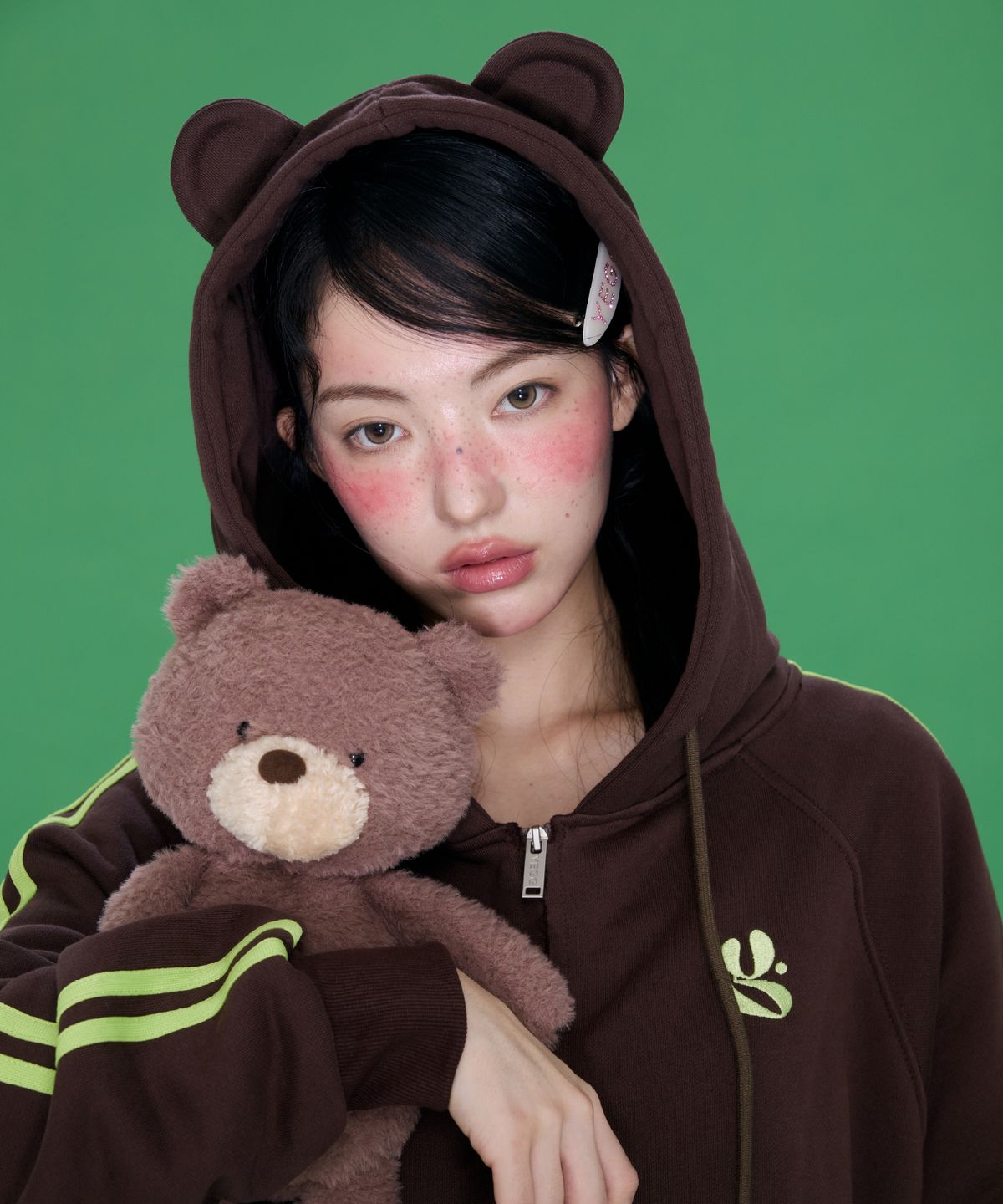 예그(YEGG) Bear Hoodie