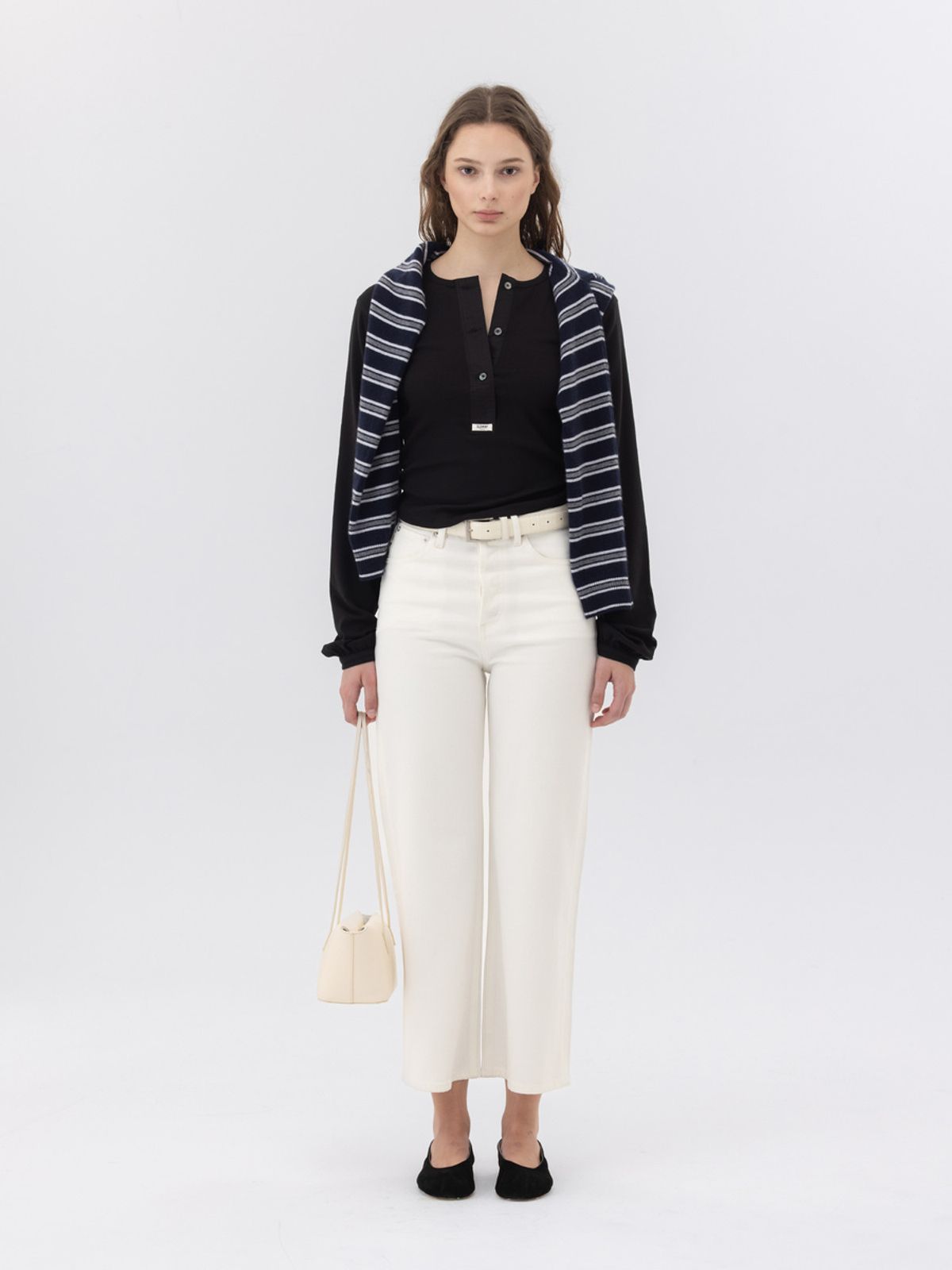 글로니(GLOWNY) 90s HIGH RISE WIDE LEG JEANS (SHORT) (WHITE)