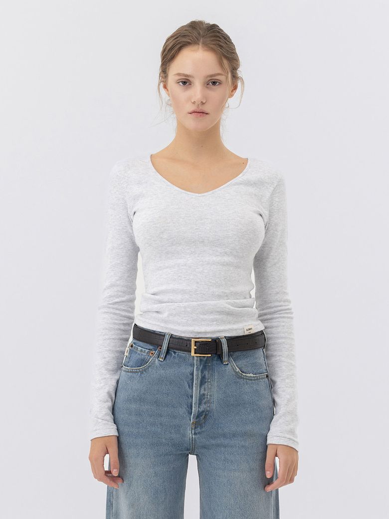 G CHARM V-NECK LONG SLEEVE (MELANGE GRAY)