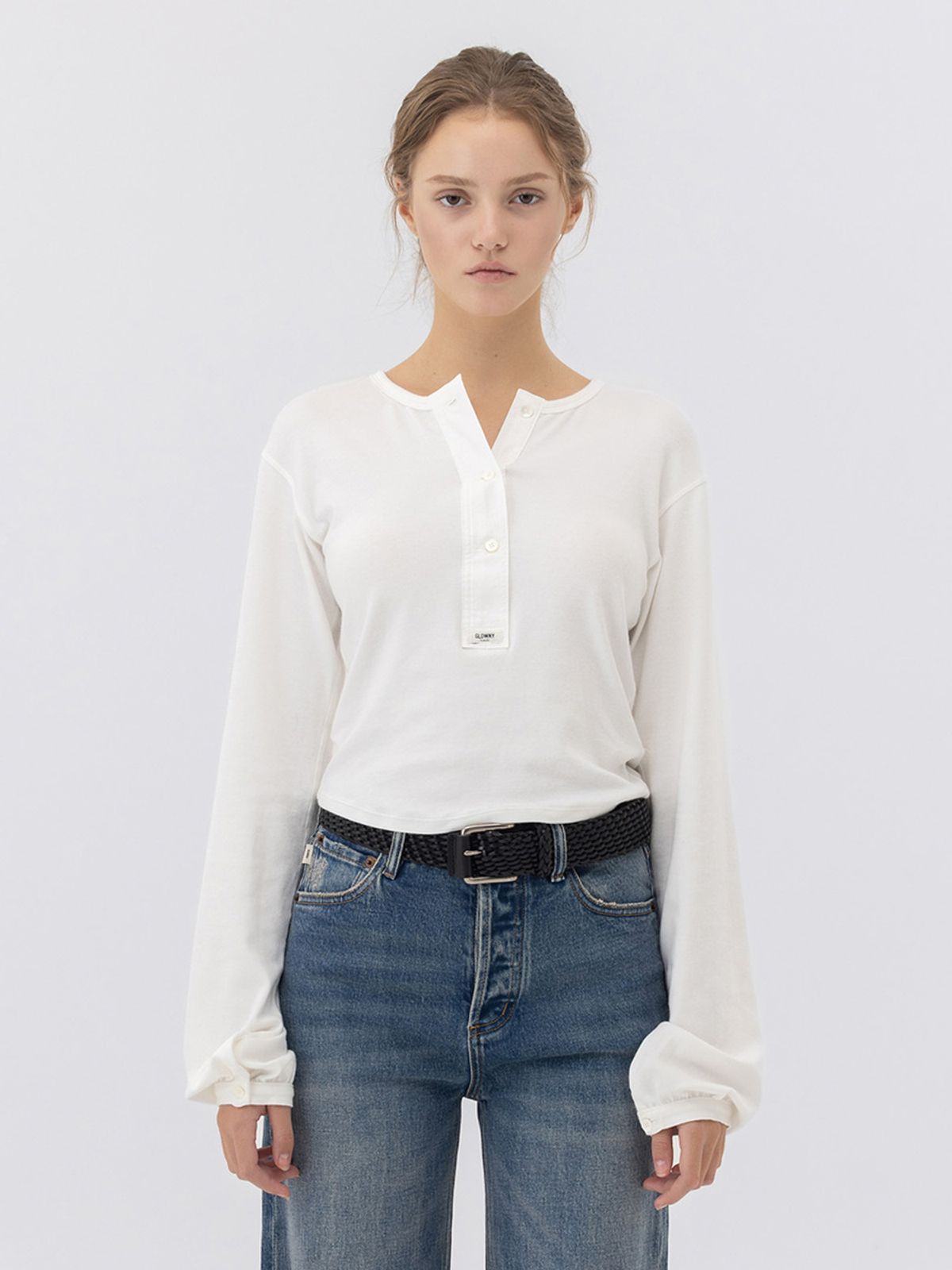 글로니(GLOWNY) G PLAIN HENLEY LONG SLEEVE (WHITE)