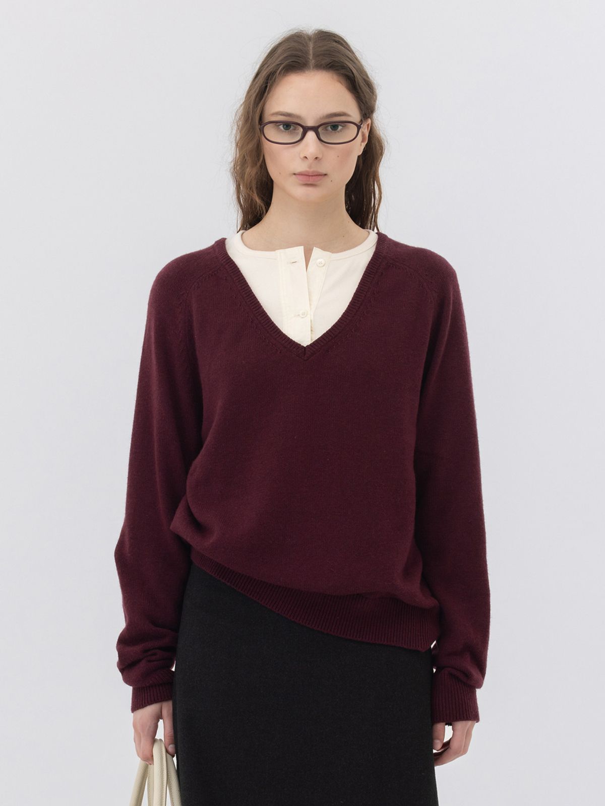 글로니(GLOWNY) G LOOSE DEEP V-NECK KNIT (WINE)