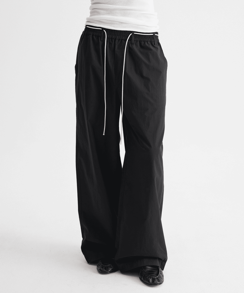 Relaxed Fit Trousers - Black