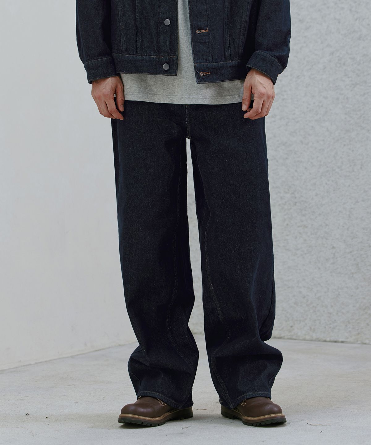 러기드하우스(RUGGED HOUSE) 무브 거싯 스트레이트 데님 팬츠 인디고