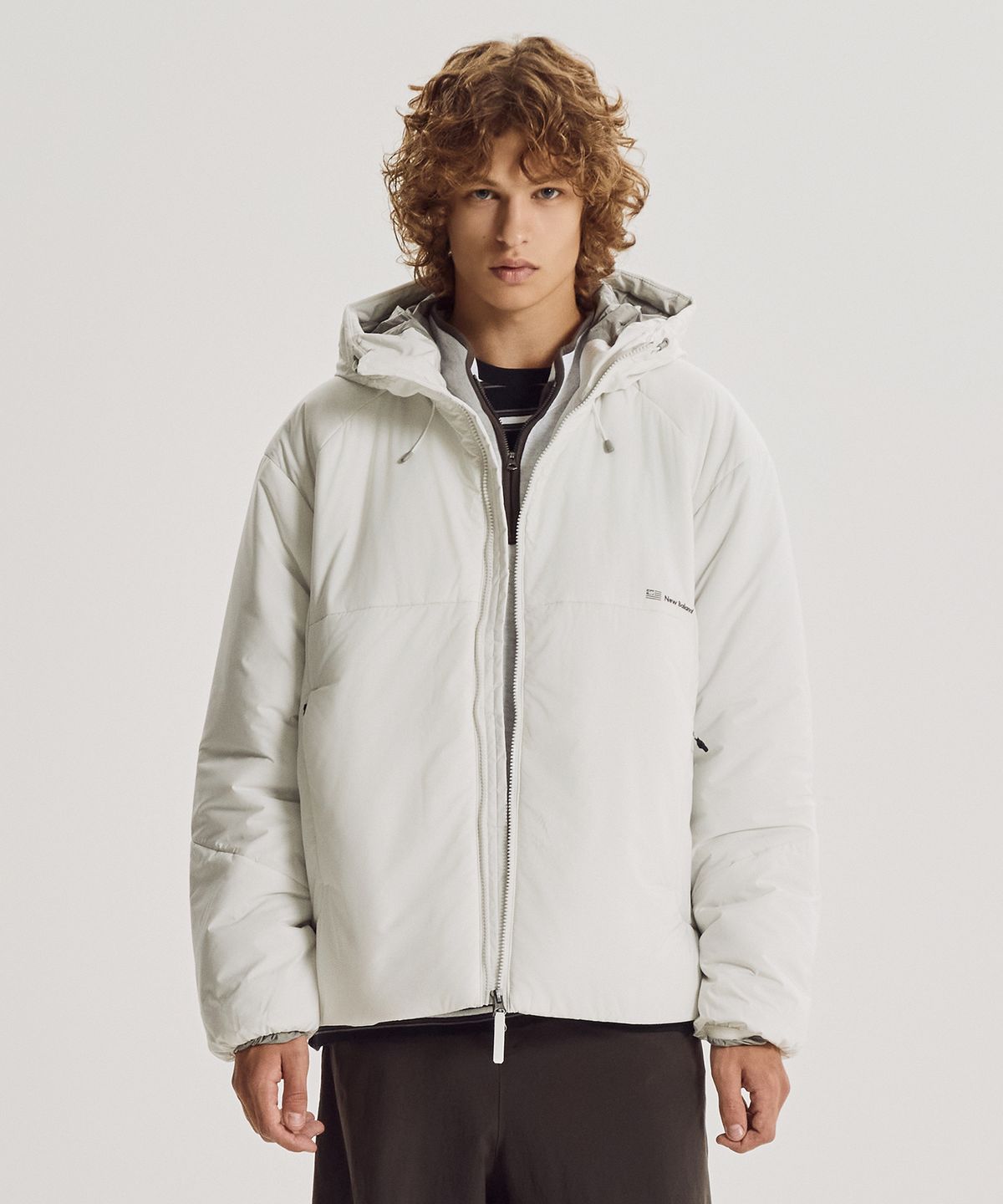뉴발란스(NEW BALANCE) NBNQG41933 / UNI 헤리티지 클라우드 후드 패딩 자켓 (CREAM)