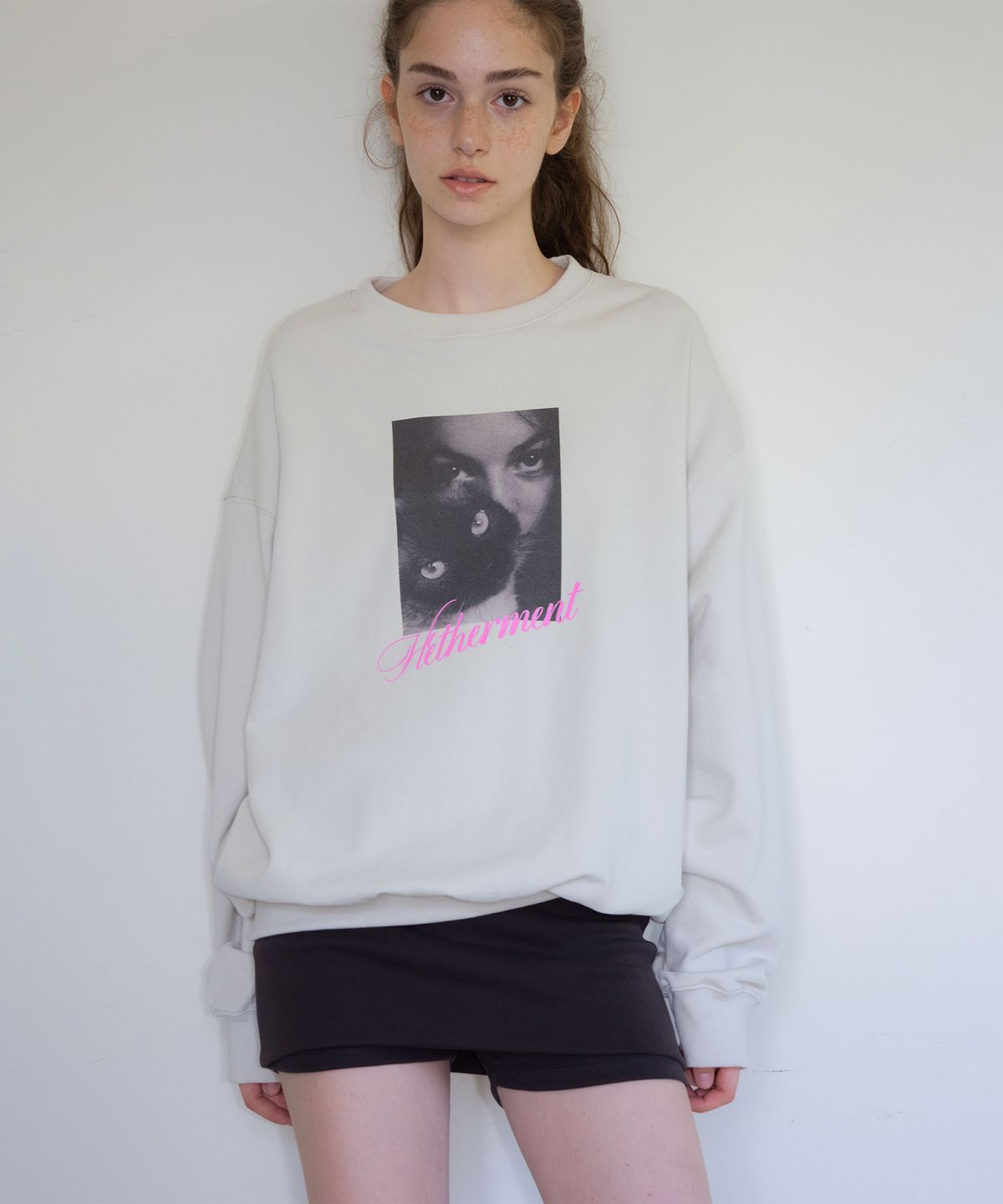 헤더먼트(HETHERMENT) eye to eye sweatshirts (fog ivory)