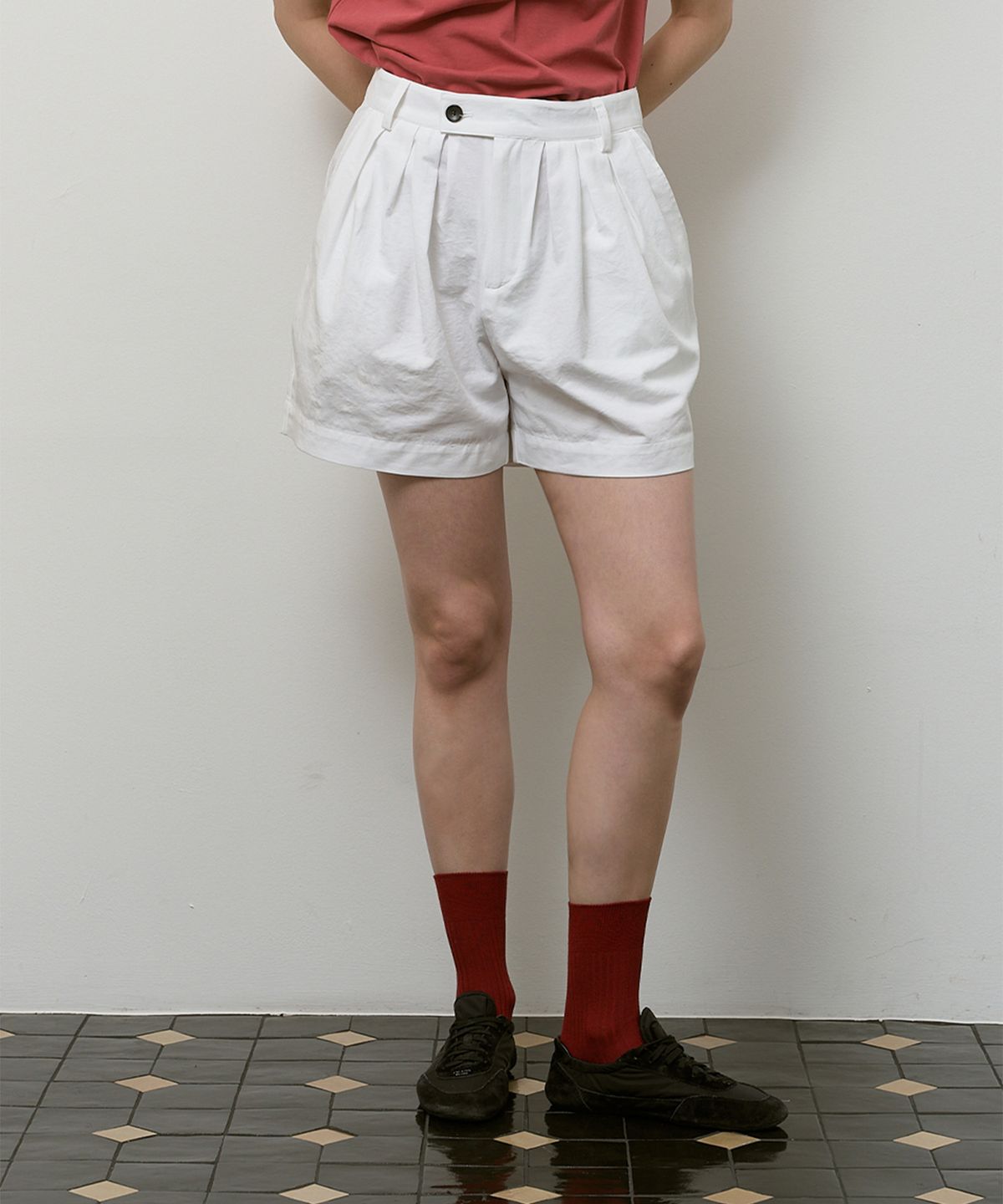 채이(CHAEE) Pumpkin Cotton Shorts [White]