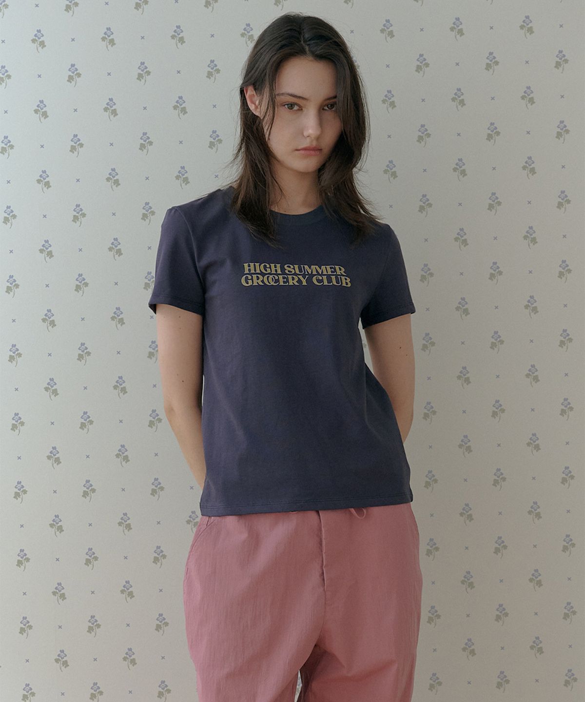 채이(CHAEE) Vintage Print Grocery T-Shirt [Charcoal]